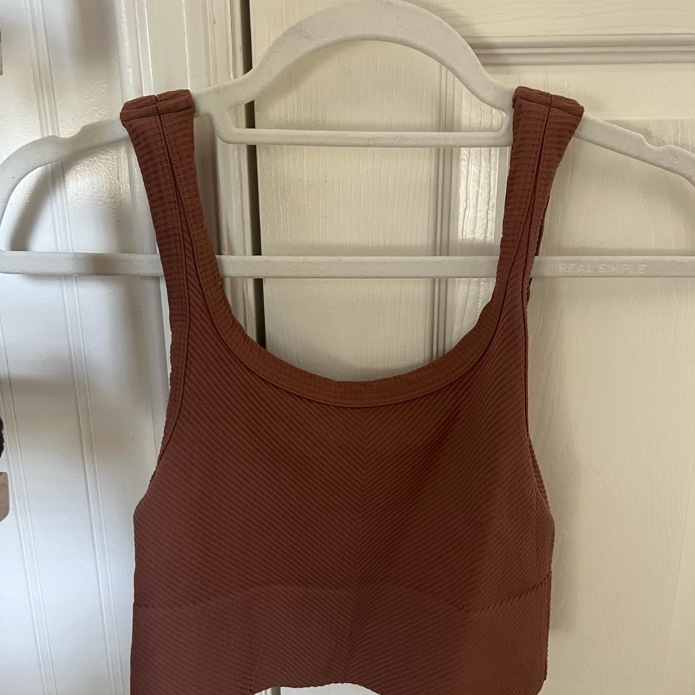 FULL TILT Seamless Chevron Womens Tank Top| Size: S/M | Color: Brown - Picture 2 of 2